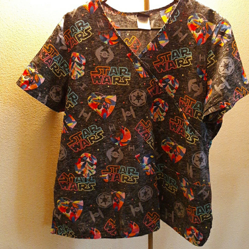 Women's scrub top